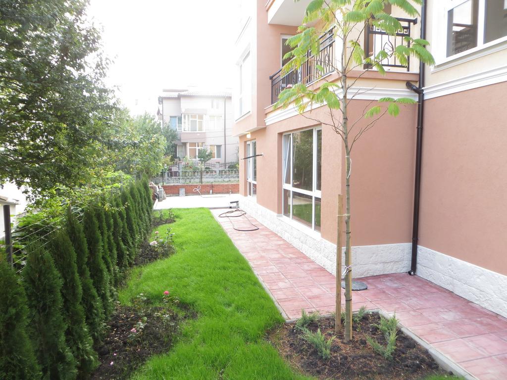 Emona Apartment Burgas Exterior foto